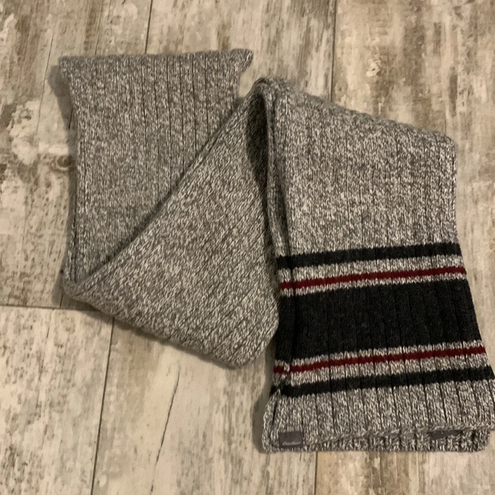 Eddie Bauer knit scarf